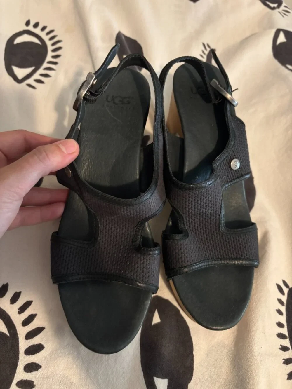 UGG lomita wooden